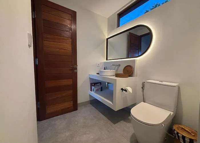 بيت للعطل Casa Om, Peaceful 2br Villa, Private Pool, Garden, Sea View نوسا بينيدا