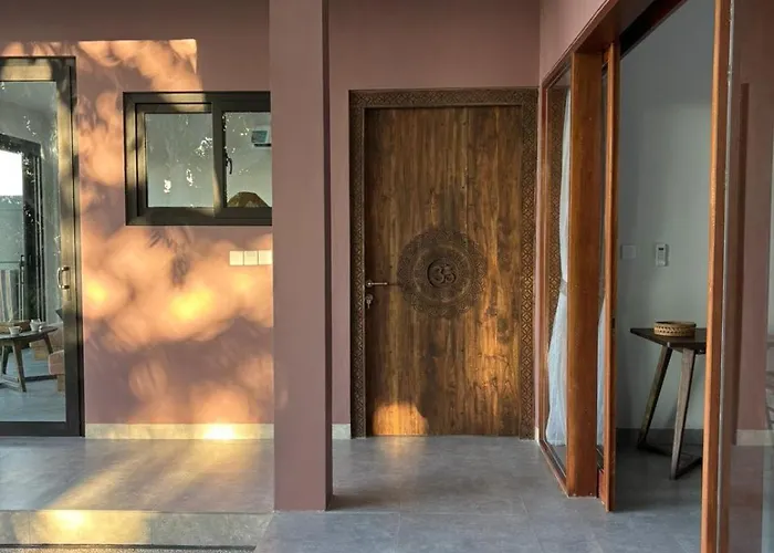 Casa Om, Peaceful 2br Villa, Private Pool, Garden, Sea View بيت للعطل نوسا بينيدا